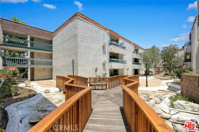 $3,150 | 360 South Euclid Avenue, Unit 219, Pasadena, CA 91101