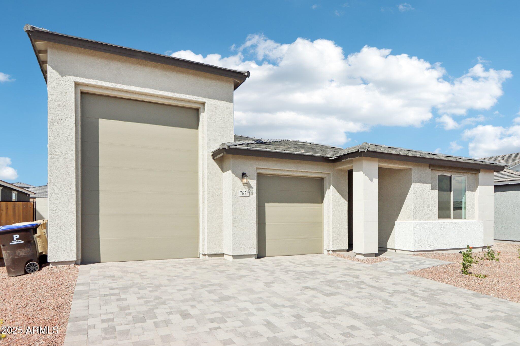 7654 West Tether Trail Peoria, AZ 85383 - Photo 3 of 47 2-web-or-mls-W Tether Trl-04042025-002