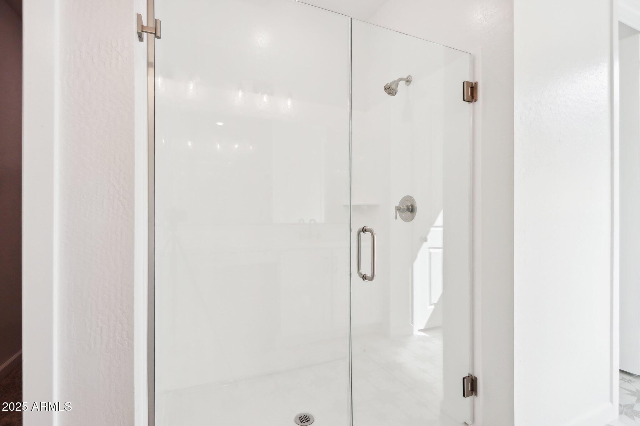 7654 West Tether Trail Peoria, AZ 85383 - Photo 33 of 47 28-web-or-mls-W Tether Trl-04042025-028