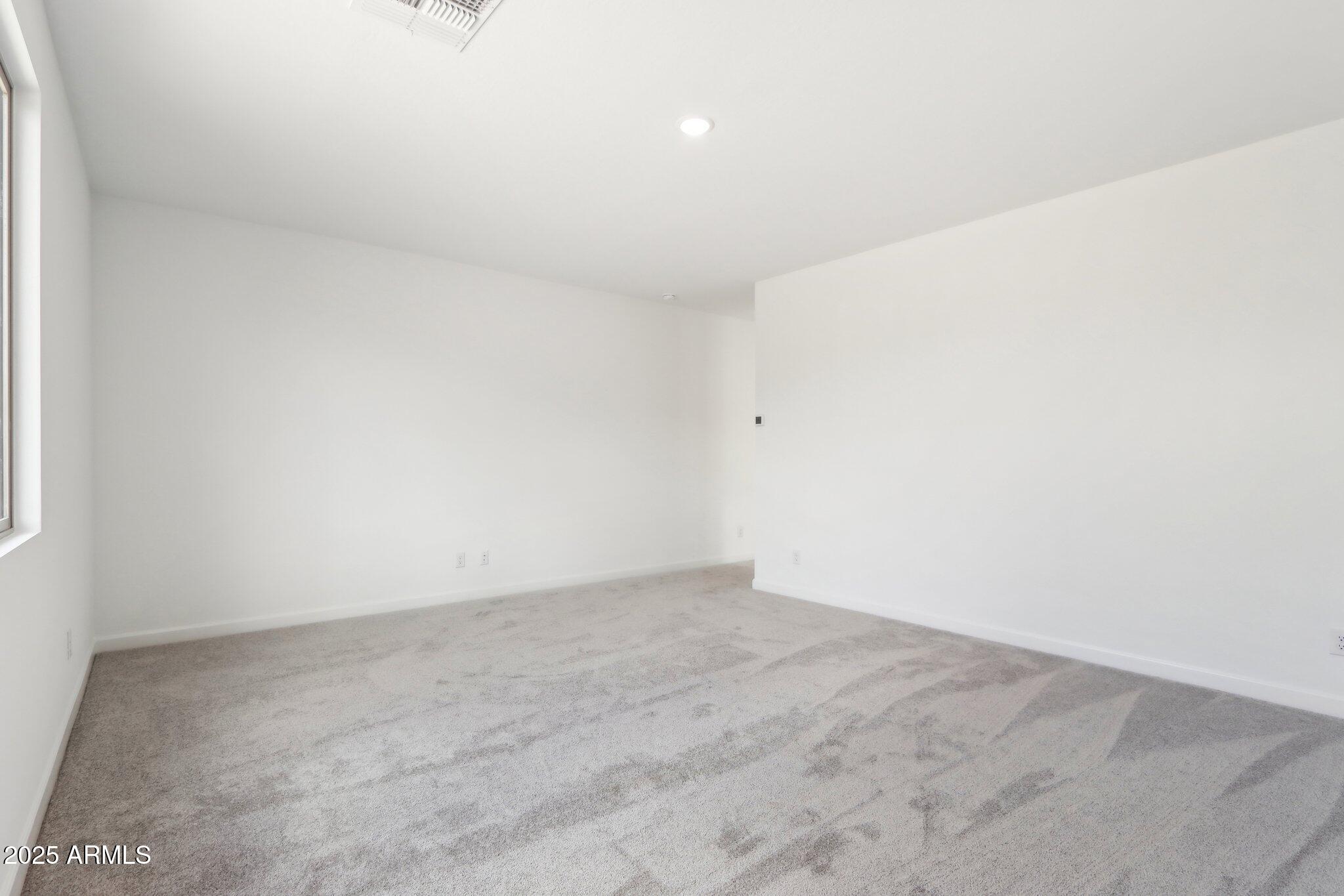 7654 West Tether Trail Peoria, AZ 85383 - Photo 39 of 47 32-web-or-mls-W Tether Trl-04042025-032