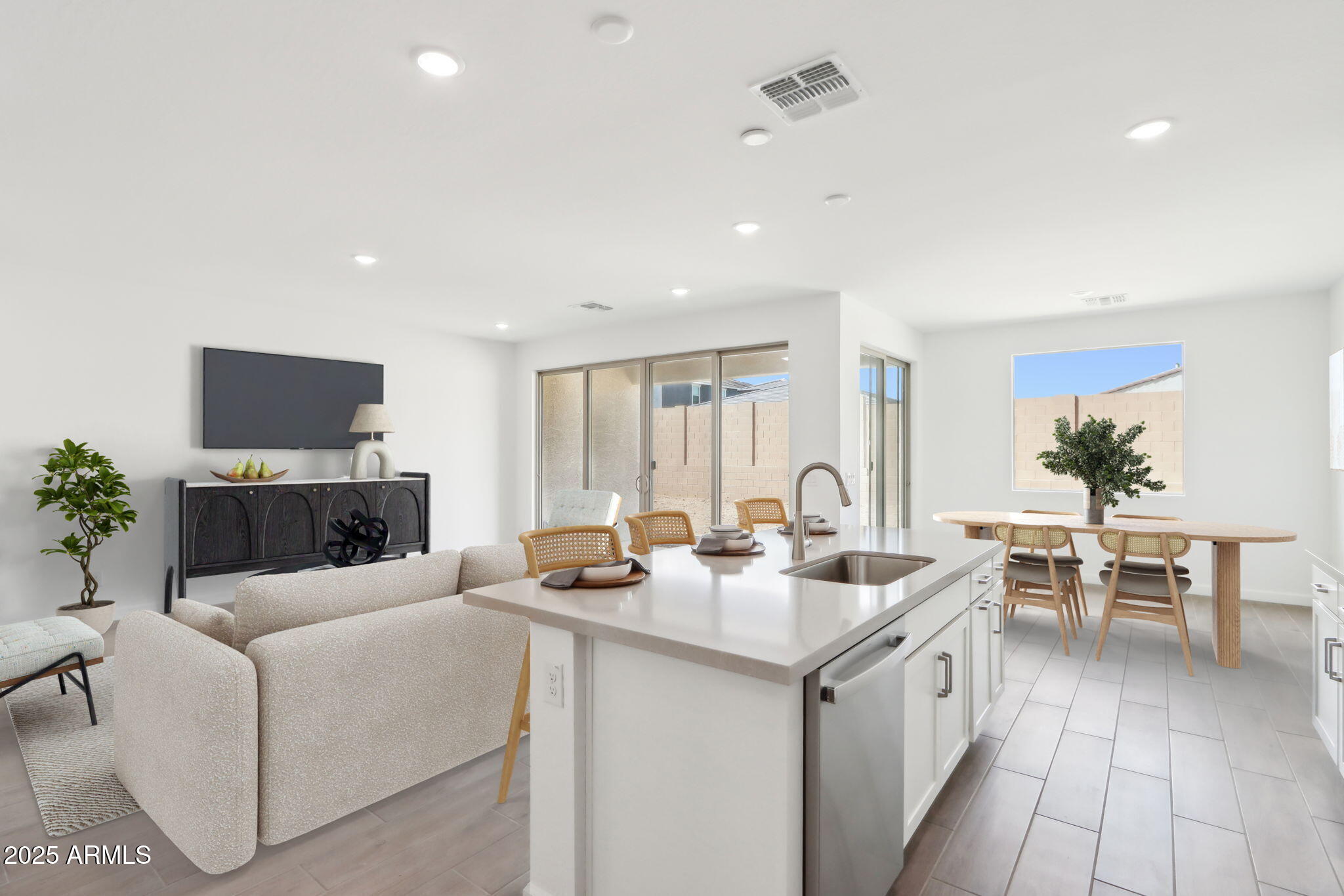 7654 West Tether Trail Peoria, AZ 85383 - Photo 47 of 47 41-web-or-mls-W_Tether_Trl-04042025-014