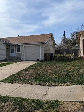 $1,325 | 4213 Cambridge Drive, Corpus Christi, TX 78415