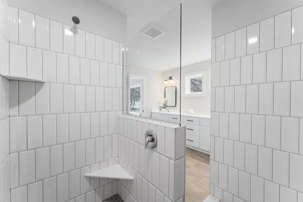 $749,900 | 7682 22nd Avenue South, Shakopee, MN 55379