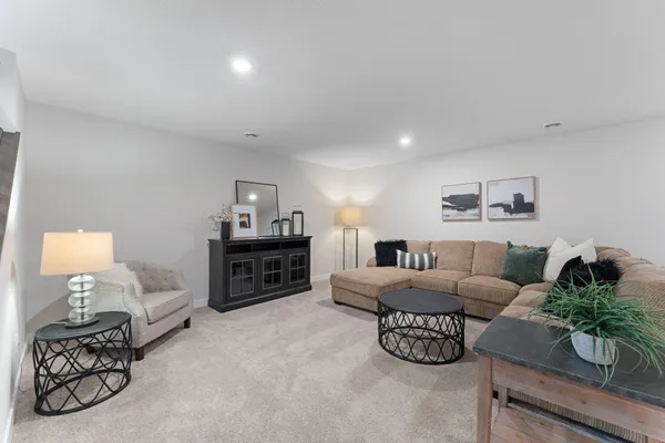 $749,900 | 7682 22nd Avenue South, Shakopee, MN 55379