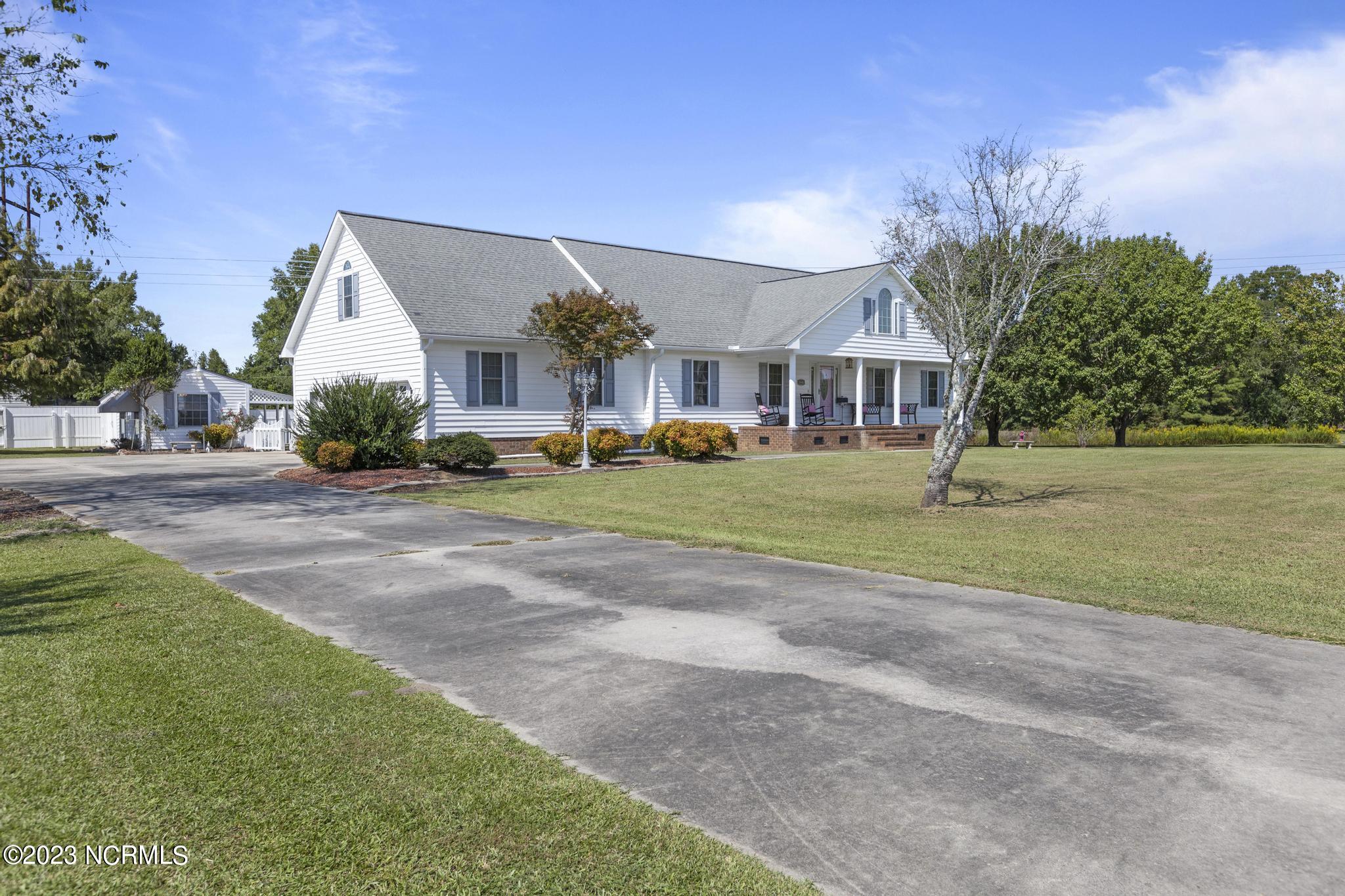 416 Joe Nunn Road Kinston, NC 28504 - Photo 4 of 43 IMG_9055