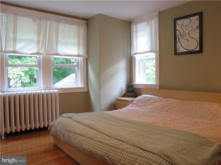 328 Wellesley Road Philadelphia, PA 19119 - Photo 14 of 25 Master Bedroom