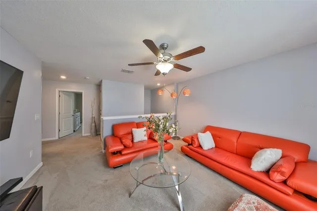 $384,900 | 10112 Rose Petal Place, Riverview, FL 33578