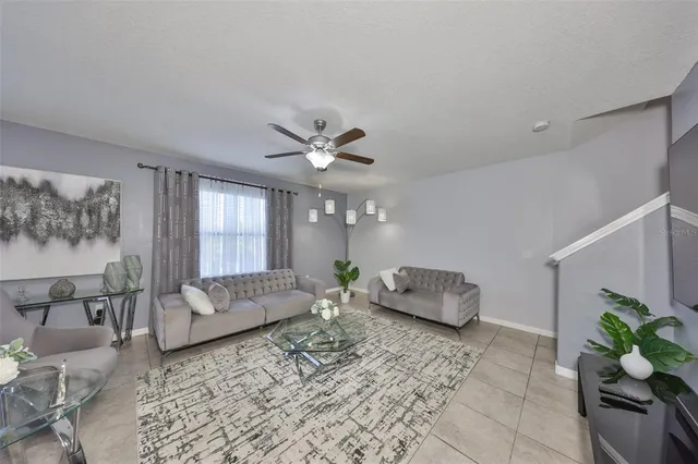 $384,900 | 10112 Rose Petal Place, Riverview, FL 33578