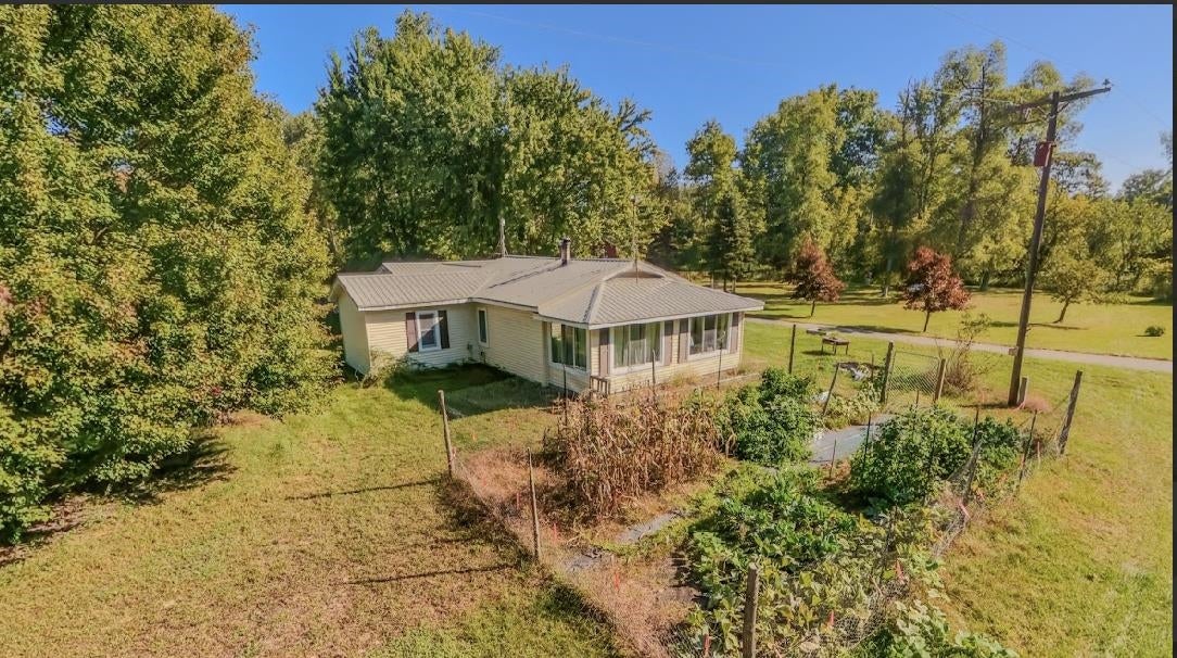 4575 Cummings Road Rhodes, MI 48652 - Photo 44 of 52 Gallery Image 44