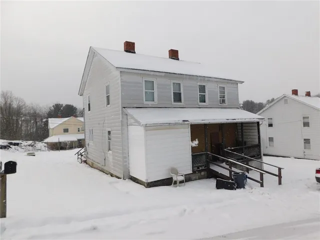 $69,900 | 204 1st Street, Uniontown, PA 15401