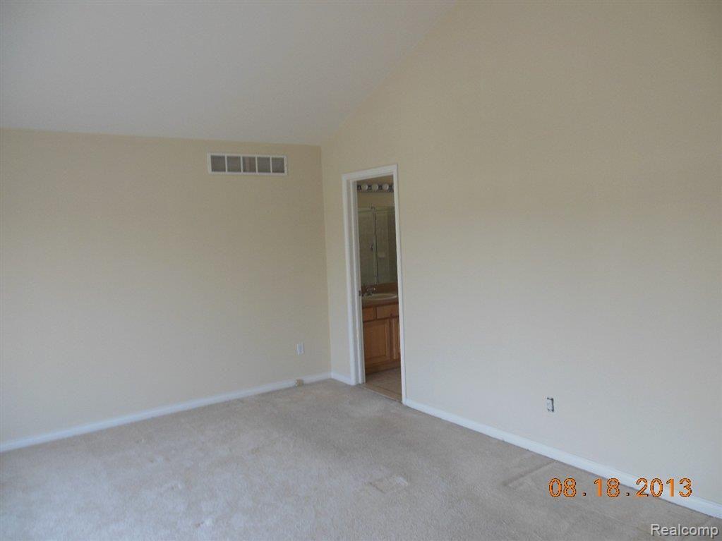 51511 Rivard Road New Baltimore, MI 48047 - Photo 13 of 21 Typical Bed #1-3