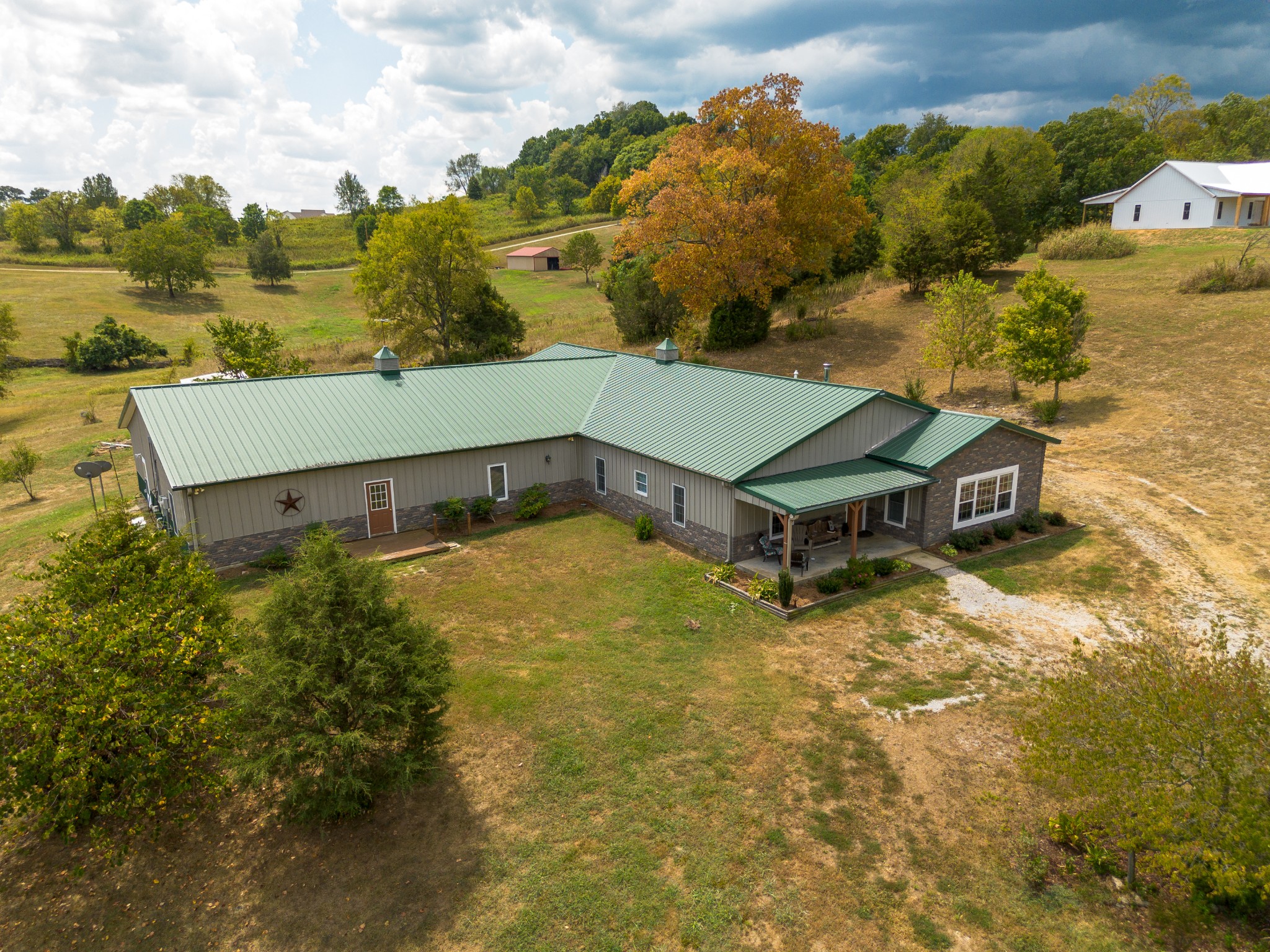 4461 West Point Road Mount Pleasant, TN 38474 - Photo 5 of 44 Gallery Image 5