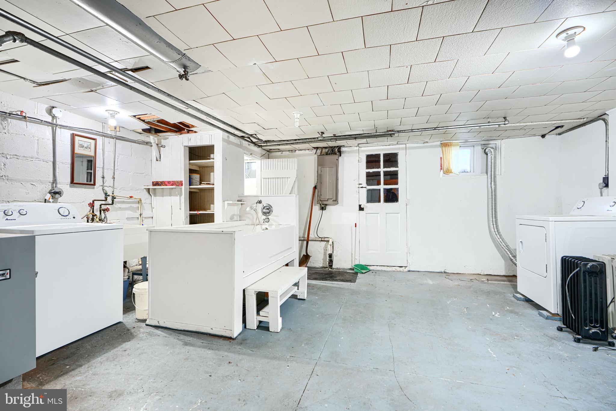 1346 Pentwood Road Baltimore, MD 21239 - Photo 38 of 44