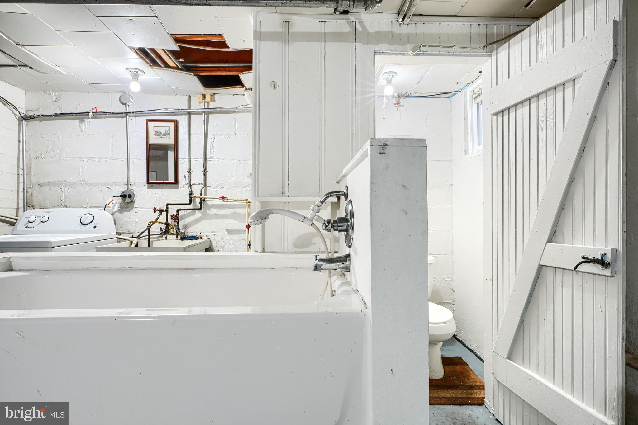 1346 Pentwood Road Baltimore, MD 21239 - Photo 40 of 44