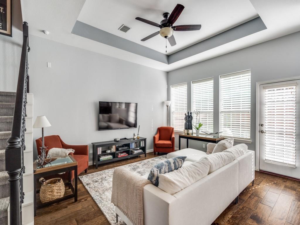 3848 Vienna Street Irving, TX 75038 - Photo 4 of 26