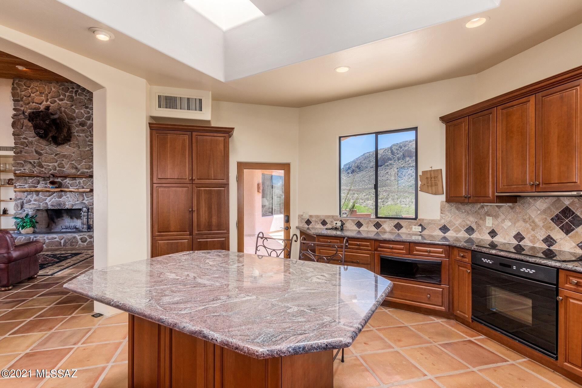 246 Bond Canyon Road Rio Rico, AZ 85648 - Photo 15 of 45