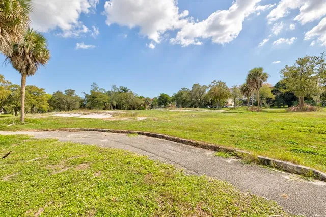 a view of a basketball court