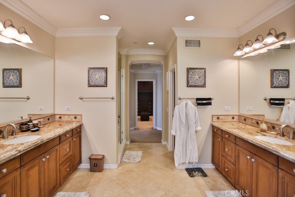 2483 Highwood Road Orange, CA 92867 - Photo 36 of 49
