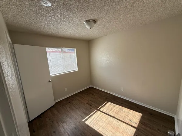 $479,900 | 4833 East Lane Avenue, Unit 101, Fresno, CA 93727