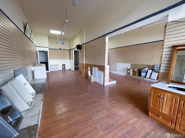 $6,150 | 2115-2117 Taraval Street, San Francisco, CA 94116