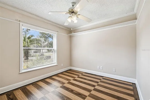 $350,000 | 1565 Long Pond Drive, Valrico, FL 33594