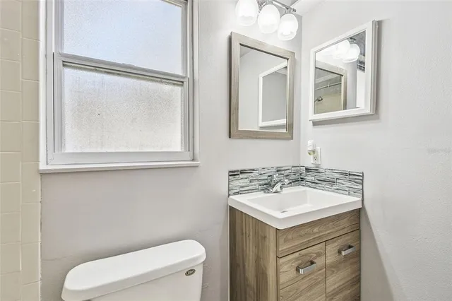 $350,000 | 1565 Long Pond Drive, Valrico, FL 33594