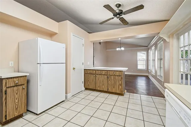 $350,000 | 1565 Long Pond Drive, Valrico, FL 33594