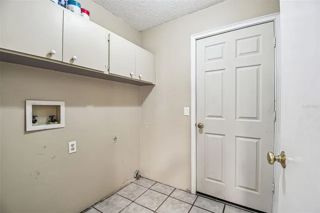 $350,000 | 1565 Long Pond Drive, Valrico, FL 33594