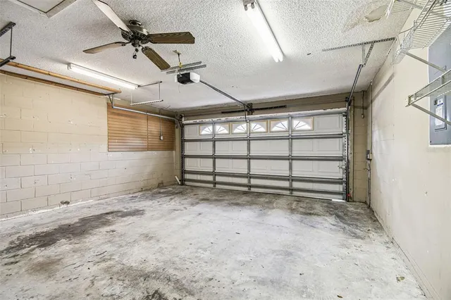 $350,000 | 1565 Long Pond Drive, Valrico, FL 33594