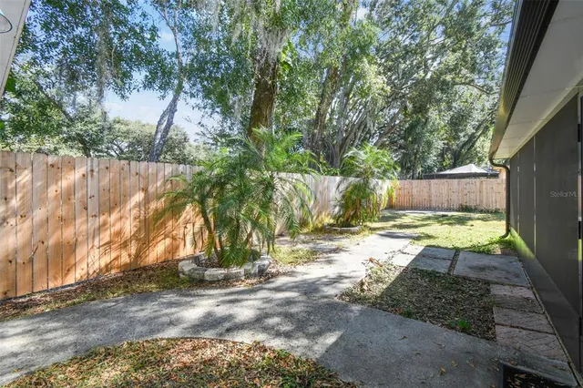 $350,000 | 1565 Long Pond Drive, Valrico, FL 33594