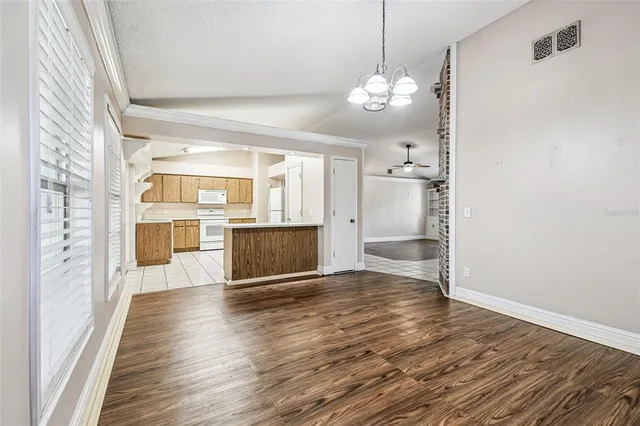 $350,000 | 1565 Long Pond Drive, Valrico, FL 33594