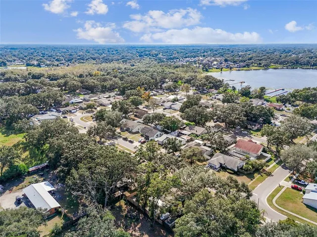 $350,000 | 1565 Long Pond Drive, Valrico, FL 33594