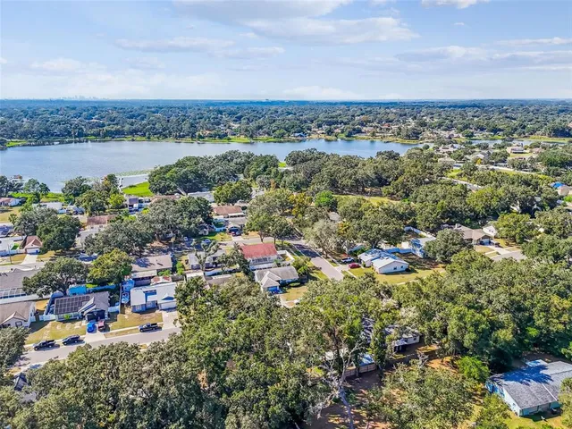 $350,000 | 1565 Long Pond Drive, Valrico, FL 33594