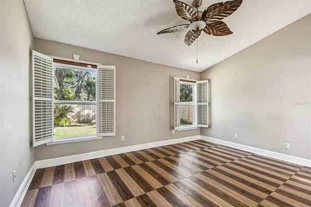 $350,000 | 1565 Long Pond Drive, Valrico, FL 33594