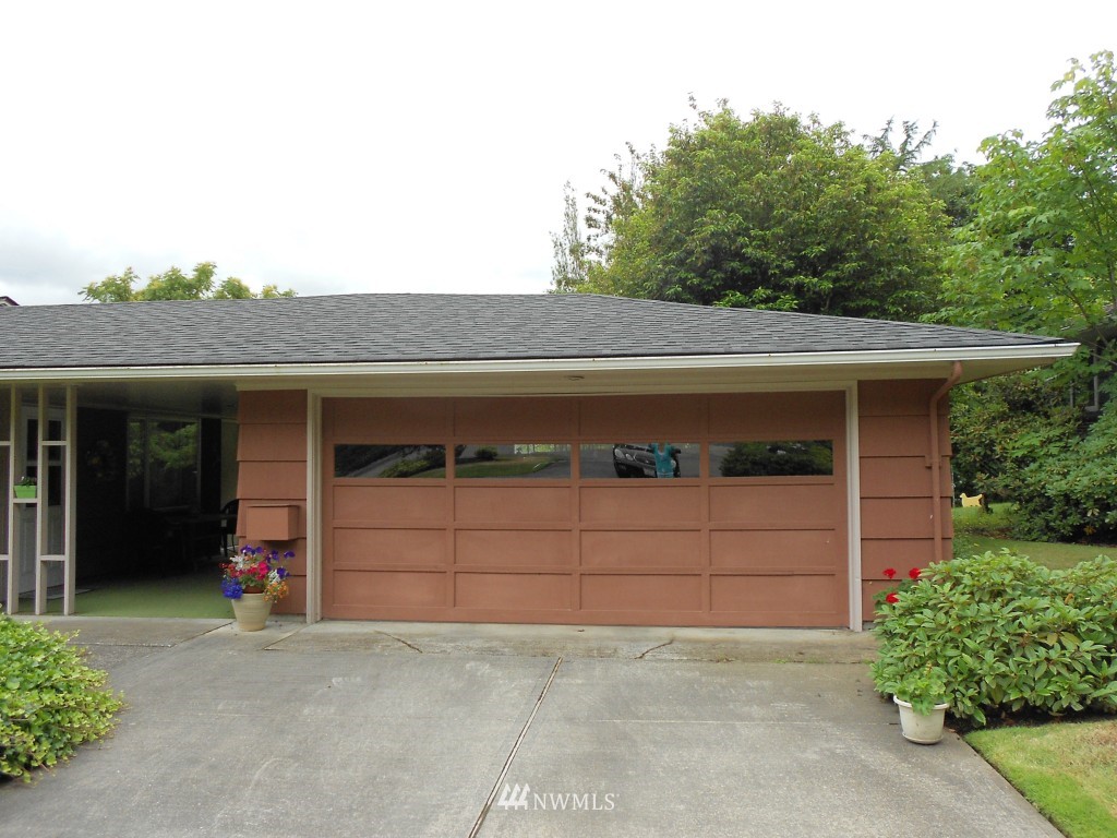2127 Cascade Way Longview, WA 98632 - Photo 3 of 18 Gallery Image 3