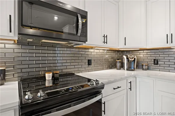 $625,000 | 1055 Topsider Lane, Unit 212, Osage Beach, MO 65065