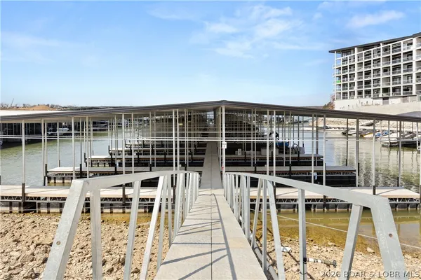 $625,000 | 1055 Topsider Lane, Unit 212, Osage Beach, MO 65065