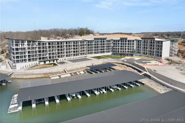 $625,000 | 1055 Topsider Lane, Unit 212, Osage Beach, MO 65065