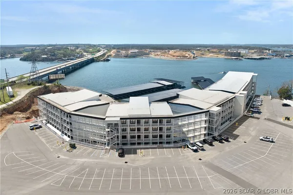 $625,000 | 1055 Topsider Lane, Unit 212, Osage Beach, MO 65065