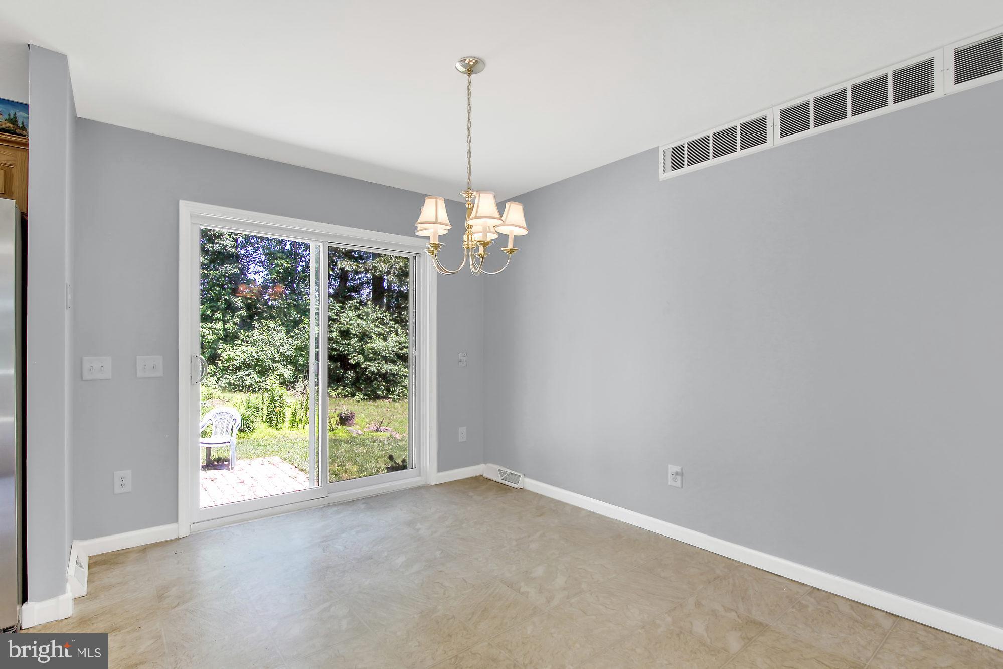 420 Miller Road Delta, PA 17314 - Photo 15 of 37 Dining Room