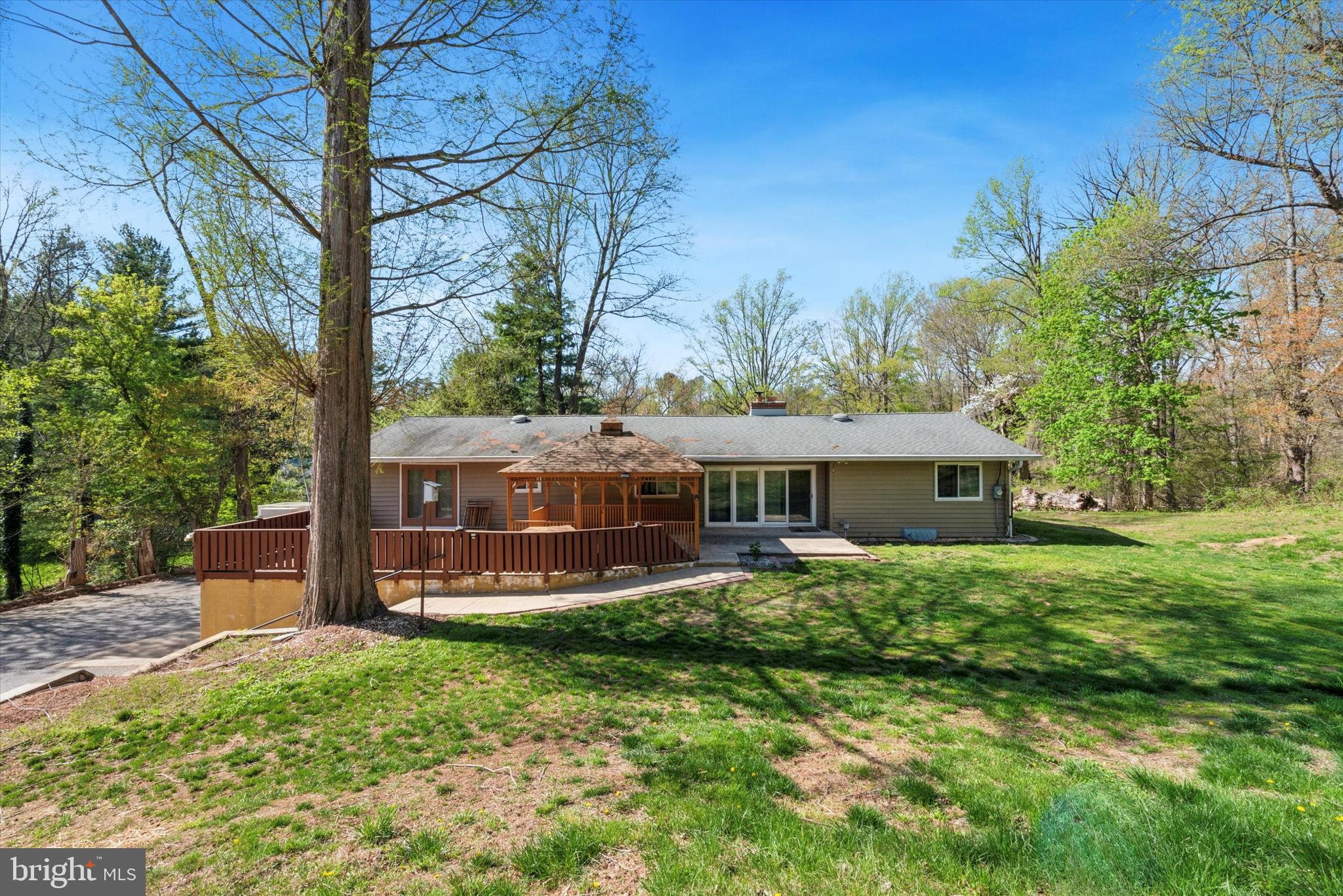 60 Andrien Road Glen Mills, PA 19342 - Photo 23 of 29 Exterior Backyard