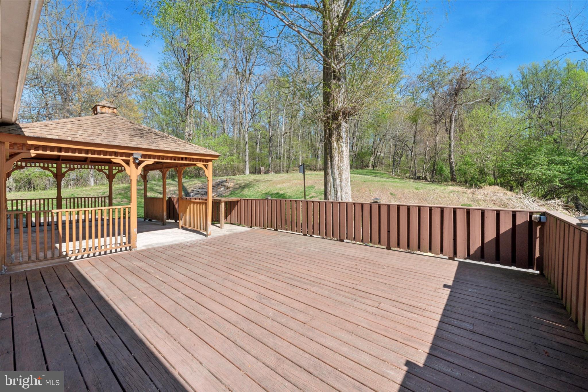 60 Andrien Road Glen Mills, PA 19342 - Photo 25 of 29 Deck