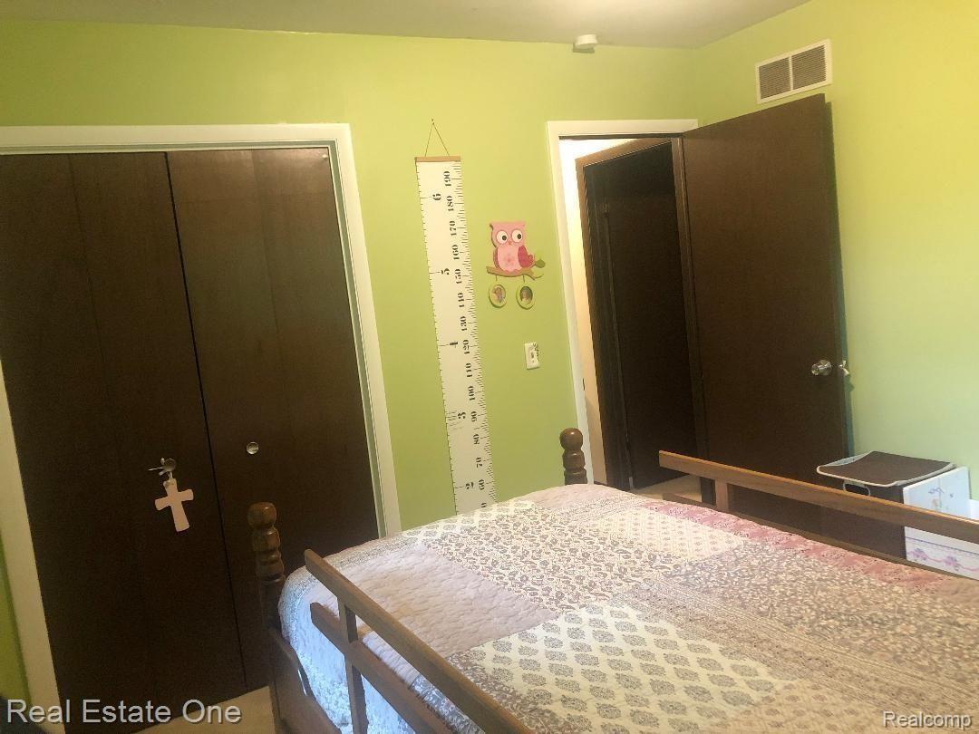 12176 Pine Ridge Drive Perry, MI 48872 - Photo 13 of 33 pine ridge br2 - Copy.jpeg