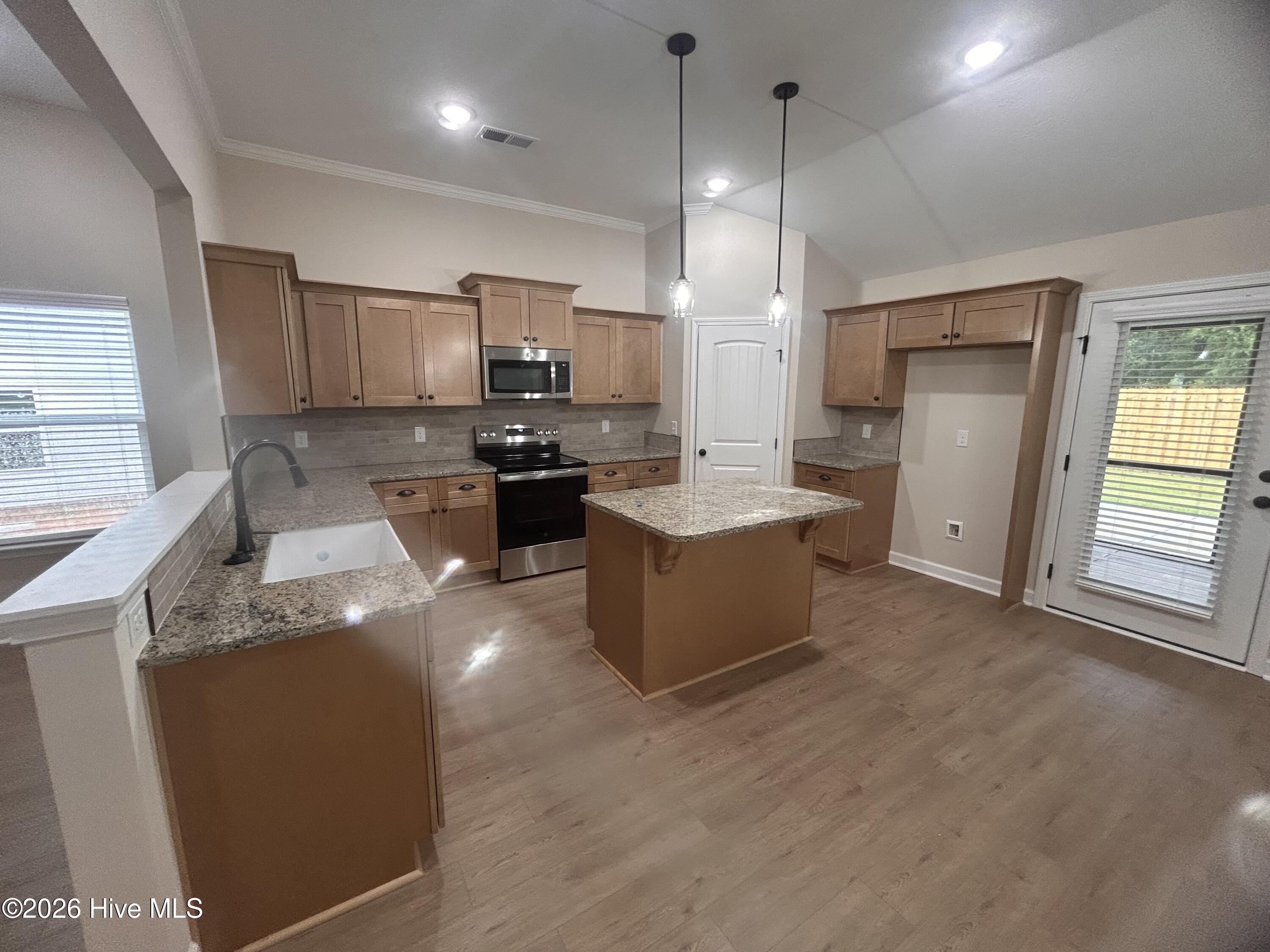 8325 Snelling Drive Aiken, SC 29803 - Photo 3 of 32