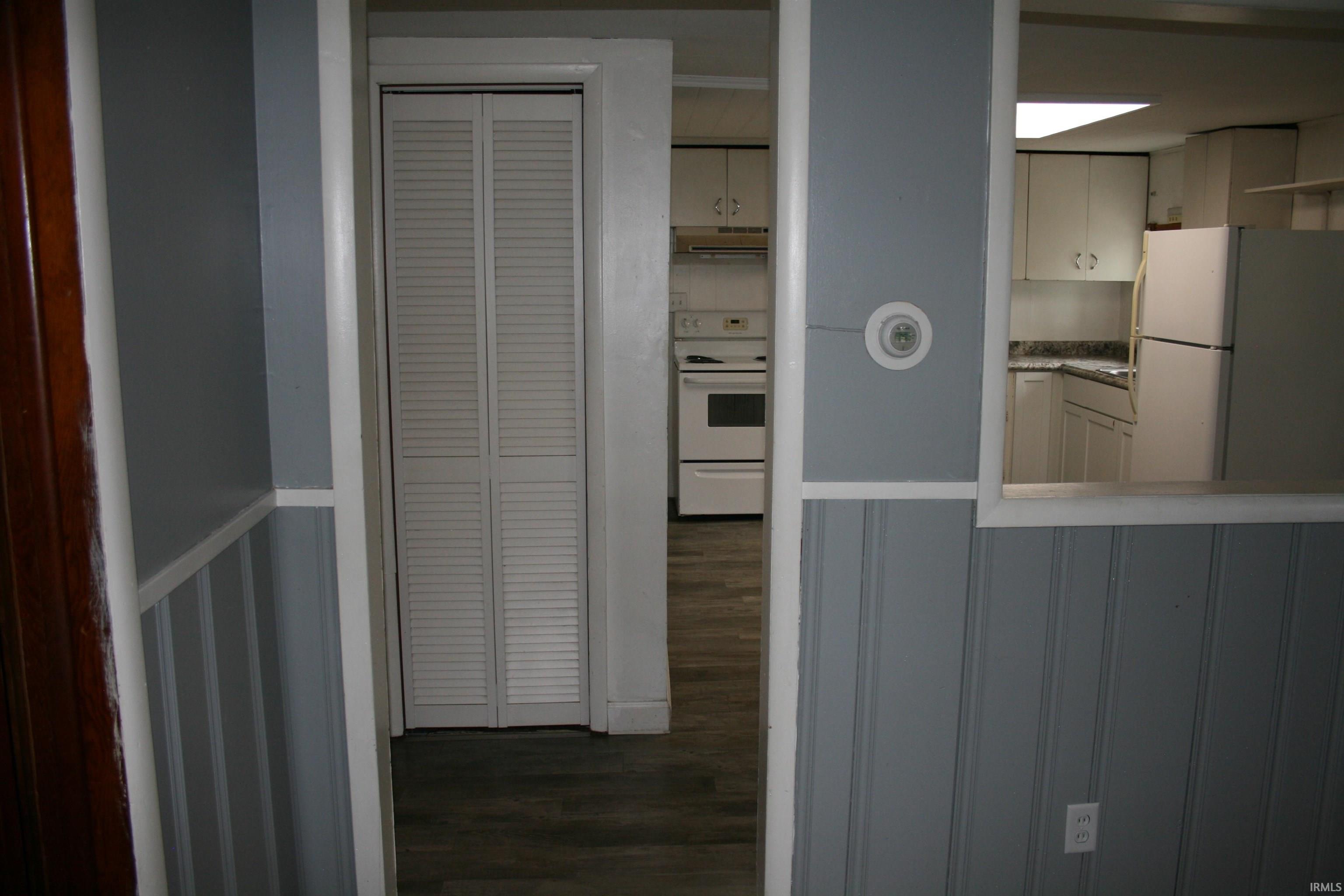 1302 North Country Club Road Muncie, IN 47303 - Photo 9 of 29 Gallery Image 9