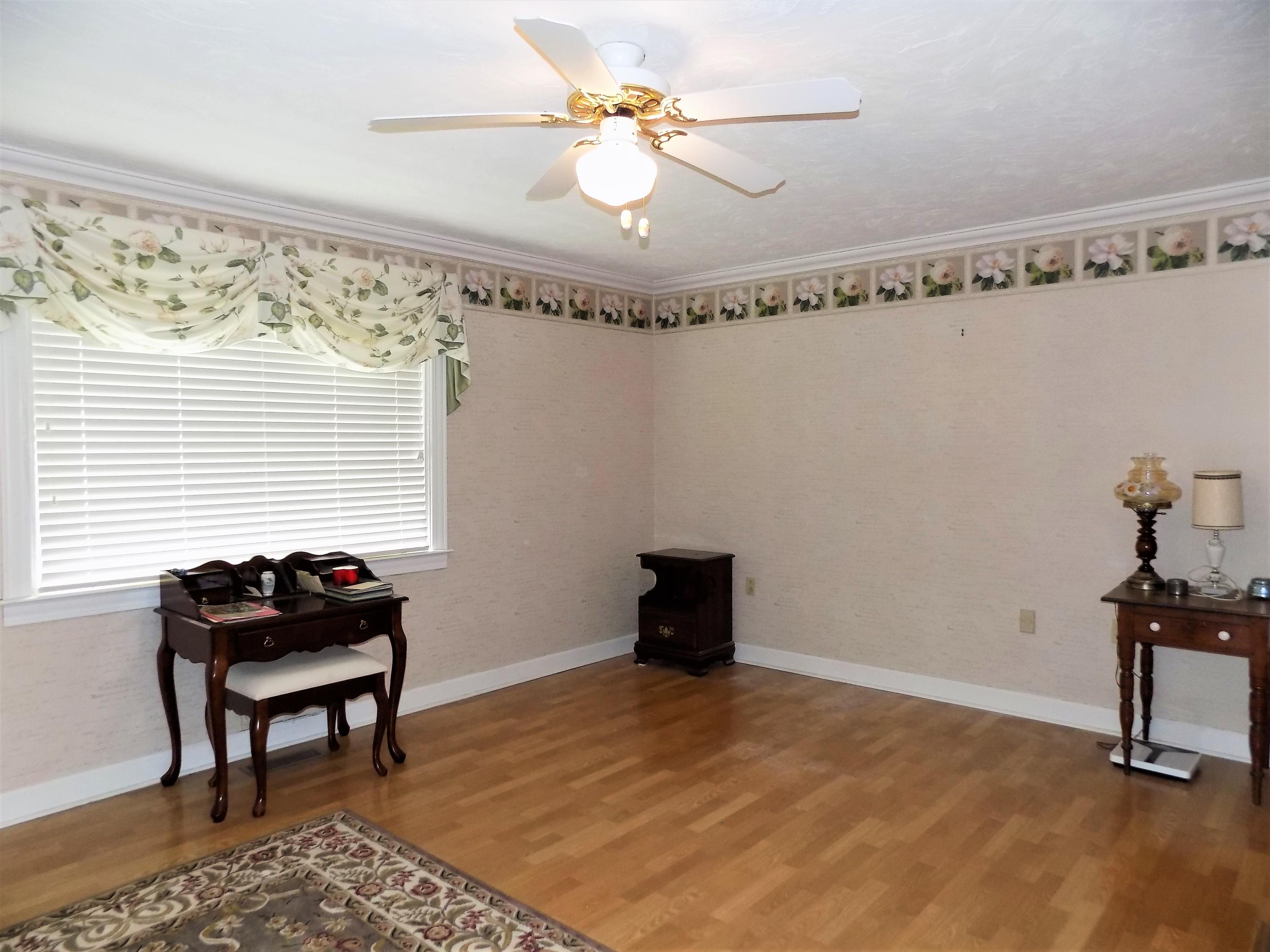 1637 Boatmans Ridge Road Morristown, TN 37814 - Photo 29 of 40 Bedroom #2