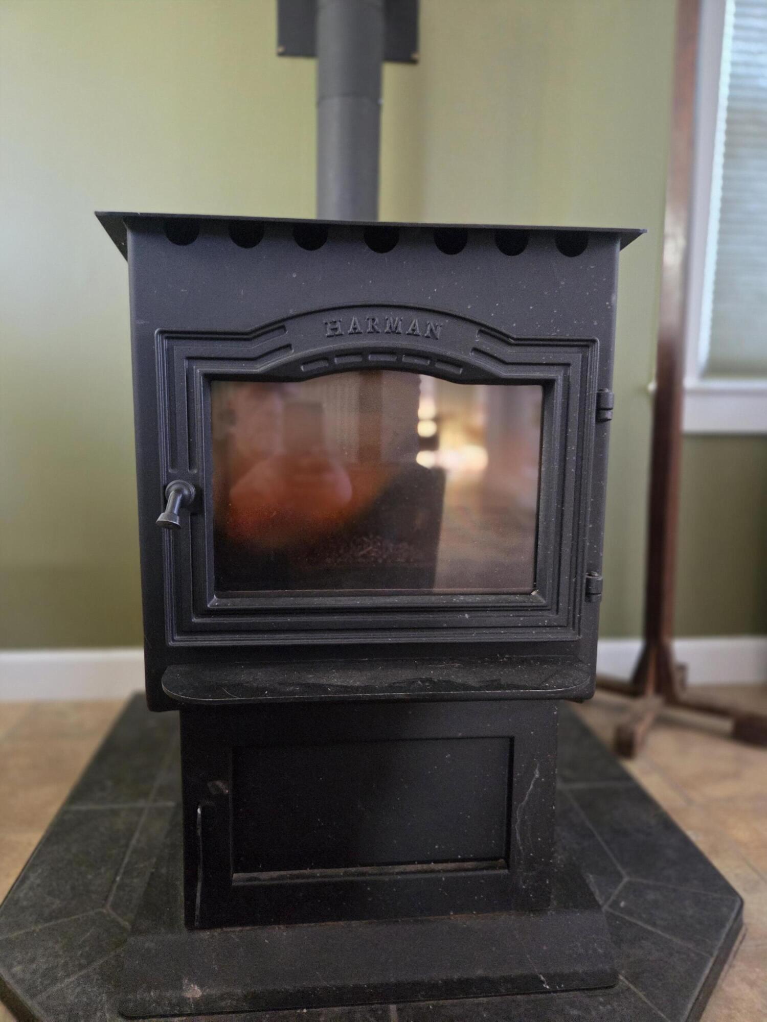 12 Elm Street East Millinocket, ME 04430 - Photo 8 of 25 20260313_144110