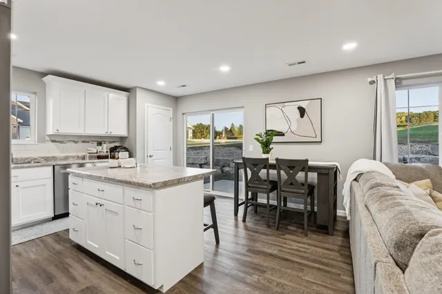 $262,000 | 2464 Russell Court, Reedsburg, WI 53959