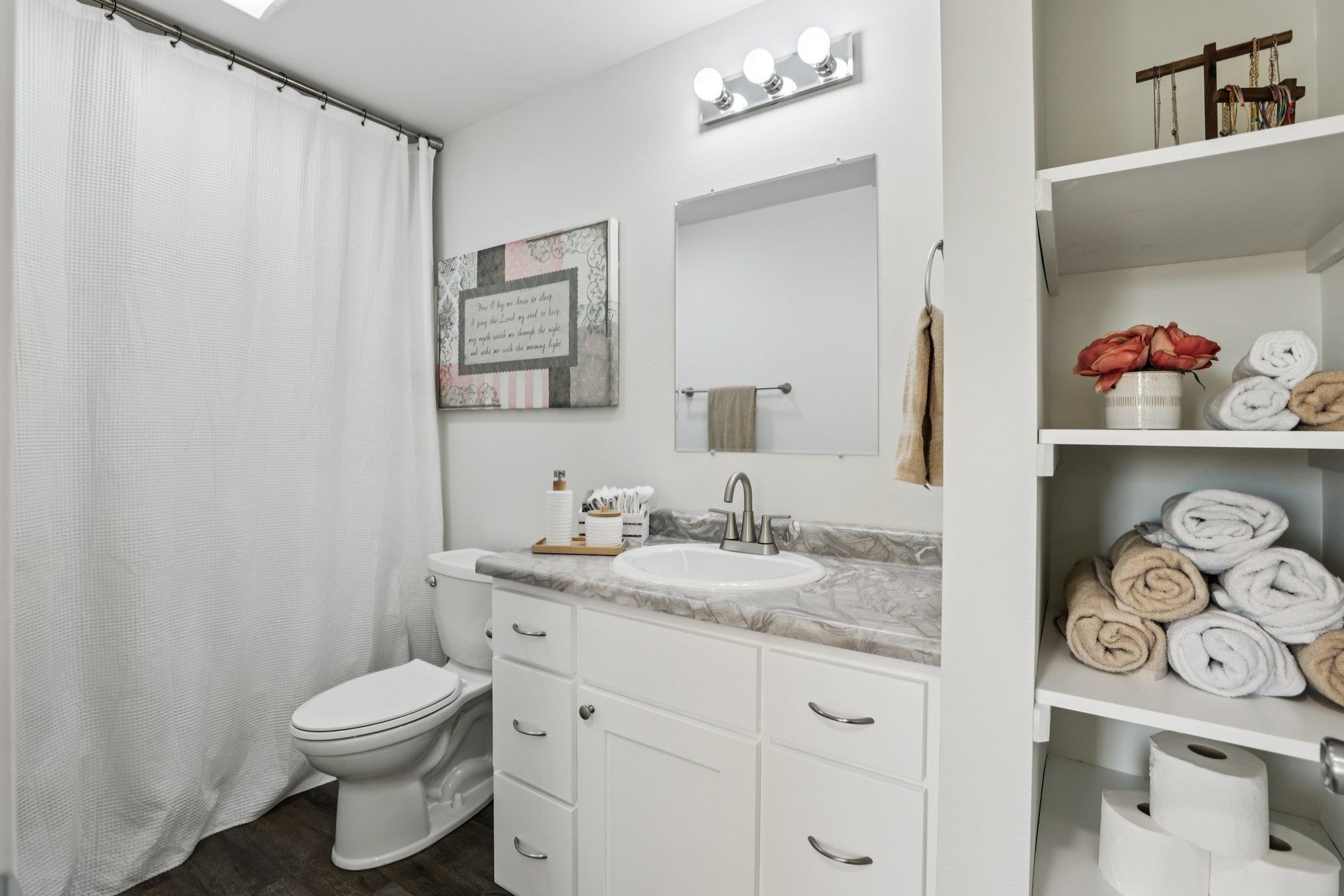 2464 Russell Court Reedsburg, WI 53959 - Photo 9 of 20