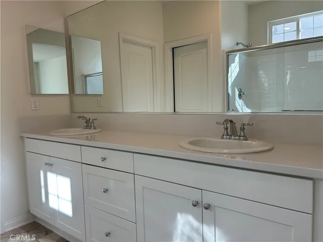 $2,700 | 12549 Ava Loma Street, Victorville, CA 92392